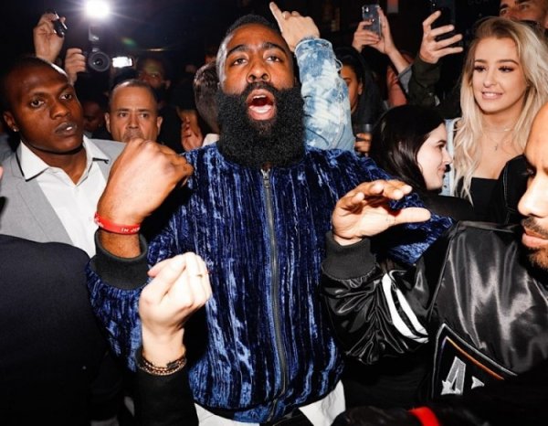 股票配资保证金 考文顿：哈登经常去夜店嗨到4-5点&喝十几杯 但早上7点照常来训练